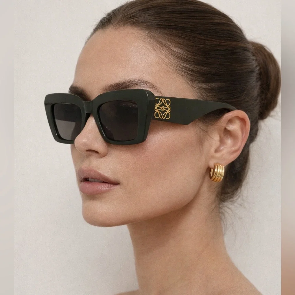 💯Authentic Loewe Beveled Car Eye olive green sunglasses